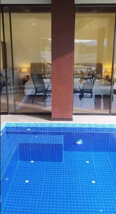 Mountain Facing Villa With Private Pool มันดาเวซิตี้ ภายนอก รูปภาพ